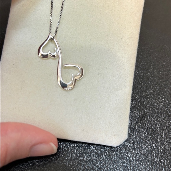 EUC Kay Jewelers Silver Heart Necklace - sterling silver - Picture 7 of 7